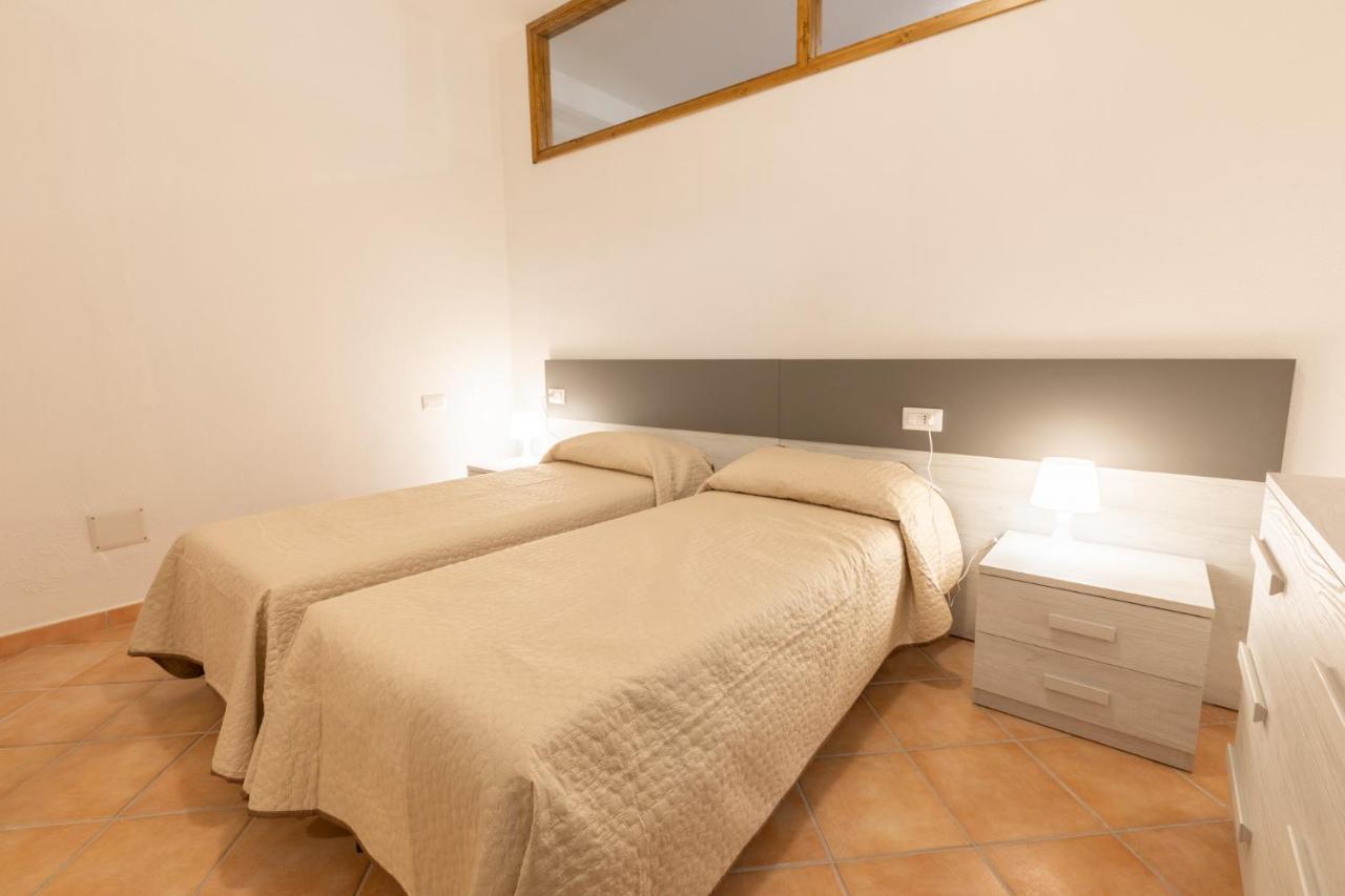 Nuovi Appartamenti Tri E Bilocali In Residence Con Piscina A Porto Cervo 800Mt Mare Liscia di Vacca Buitenkant foto